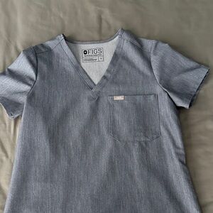 Figs Heather Heather Denim Catarina One Pocket Scrub Top